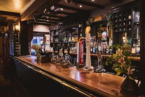 The Old Thatch | Multi-Award Winning Freehouse Pub & Artisan Store