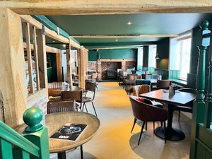 Caffeine and Machine: The Hut