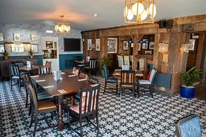 Folly Inn