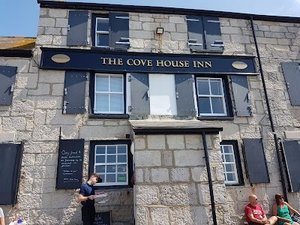 The Cove House Inn