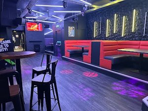 The Closet Bar & Nightclub