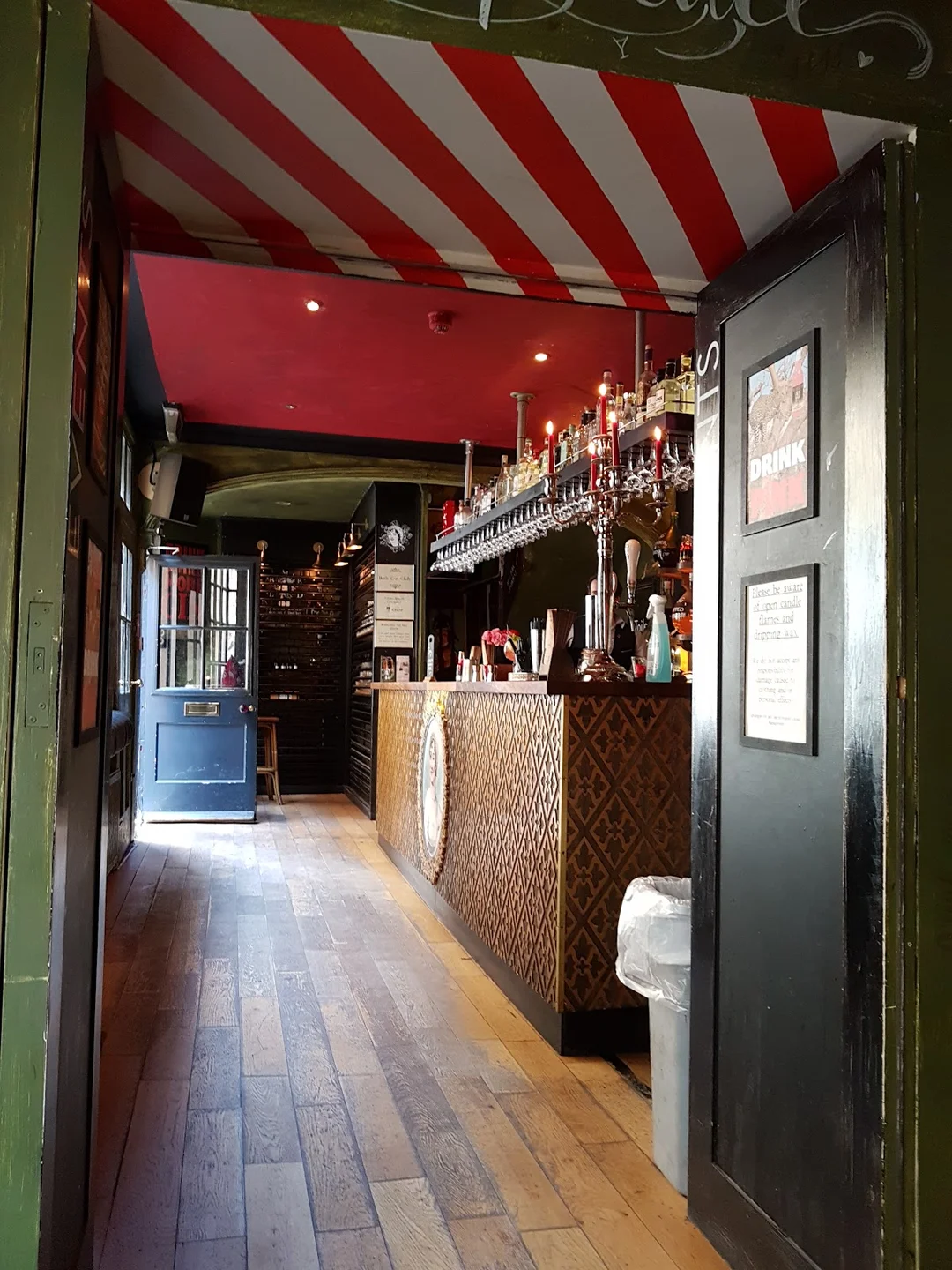The Canary Gin Bar hen party activity in Bath