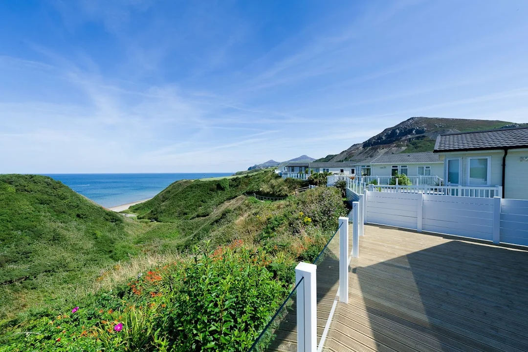 Sanctuary Lodges hen party activity in Llyn Peninsula