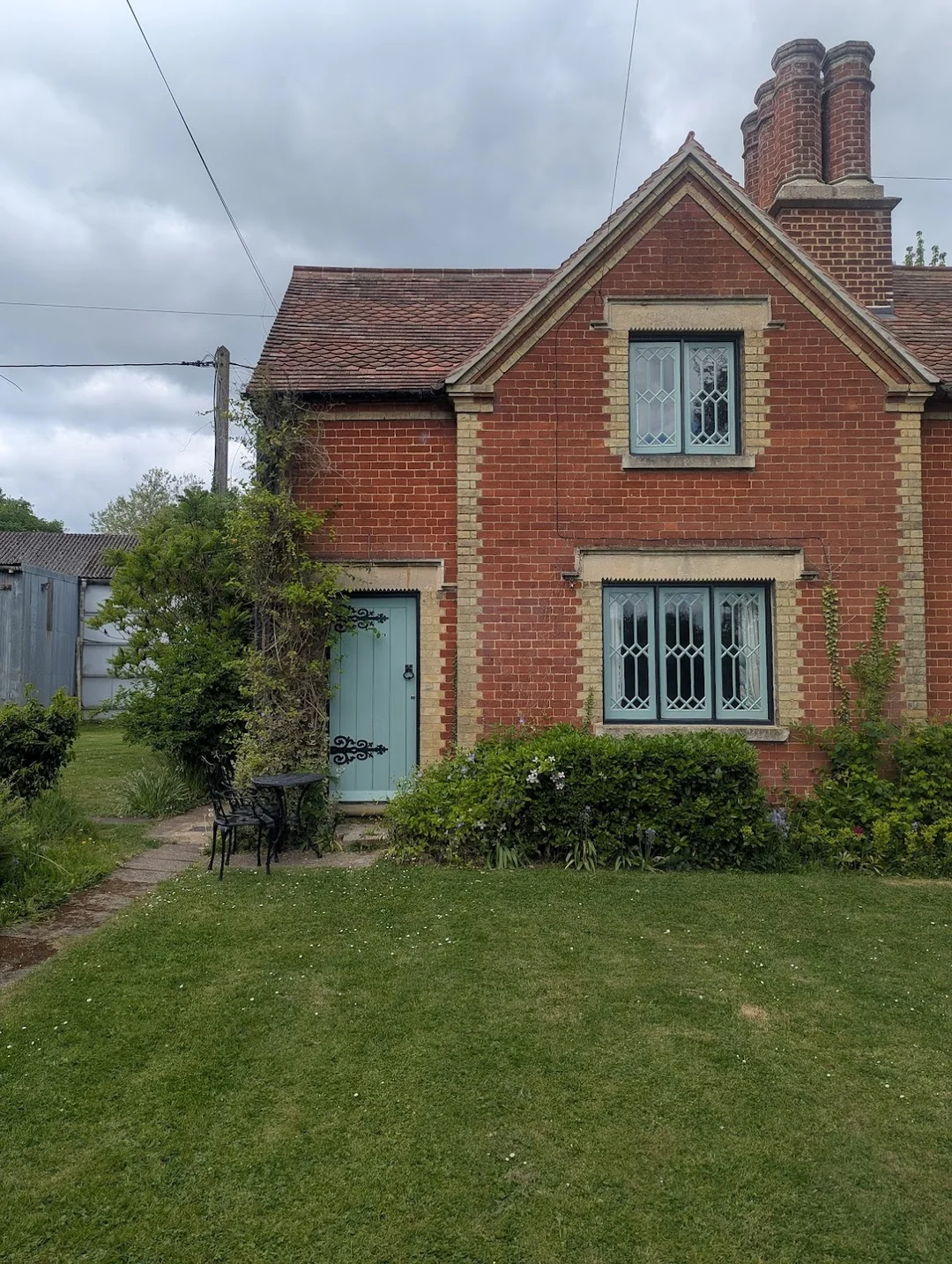 BBQs, bubbles, and besties - the perfect recipe for a rural hen party at Fullers Hill Cottages.