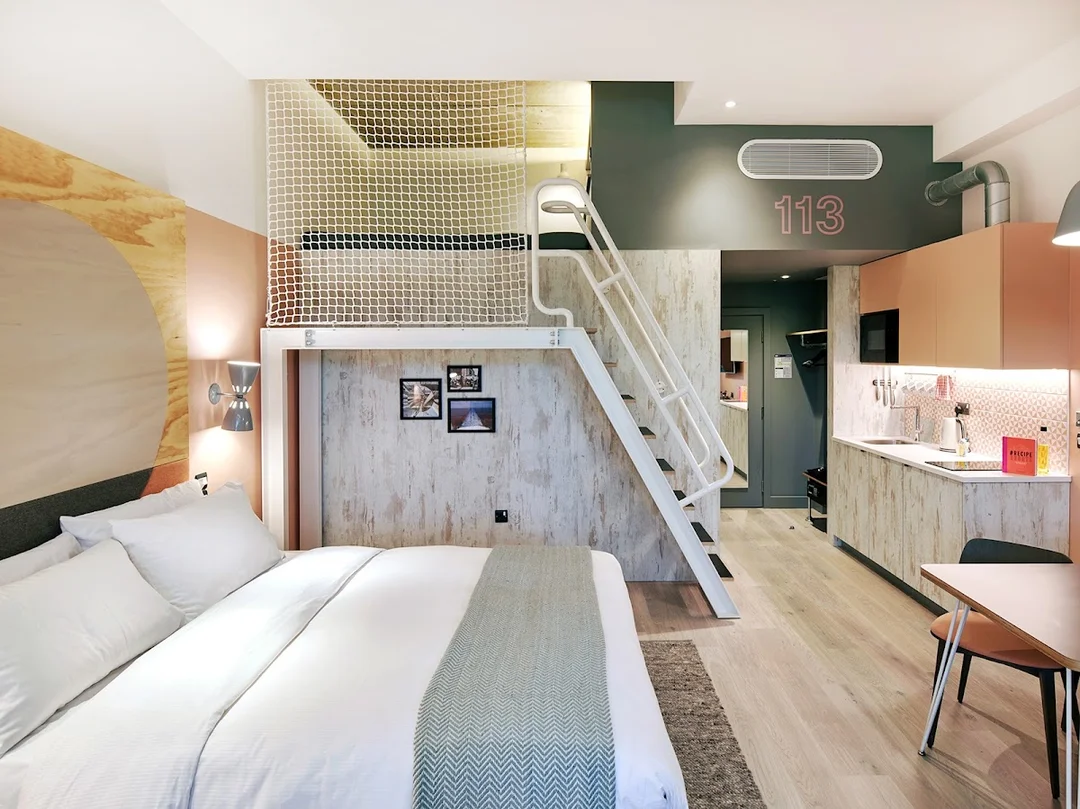 Lamington Serviced Apartments hen party activity in London