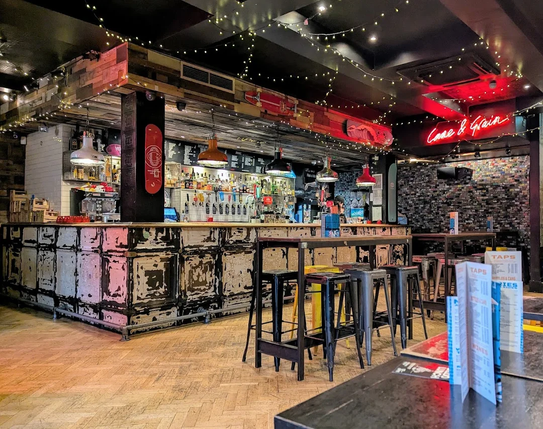 Cane & Grain hen party activity in Manchester