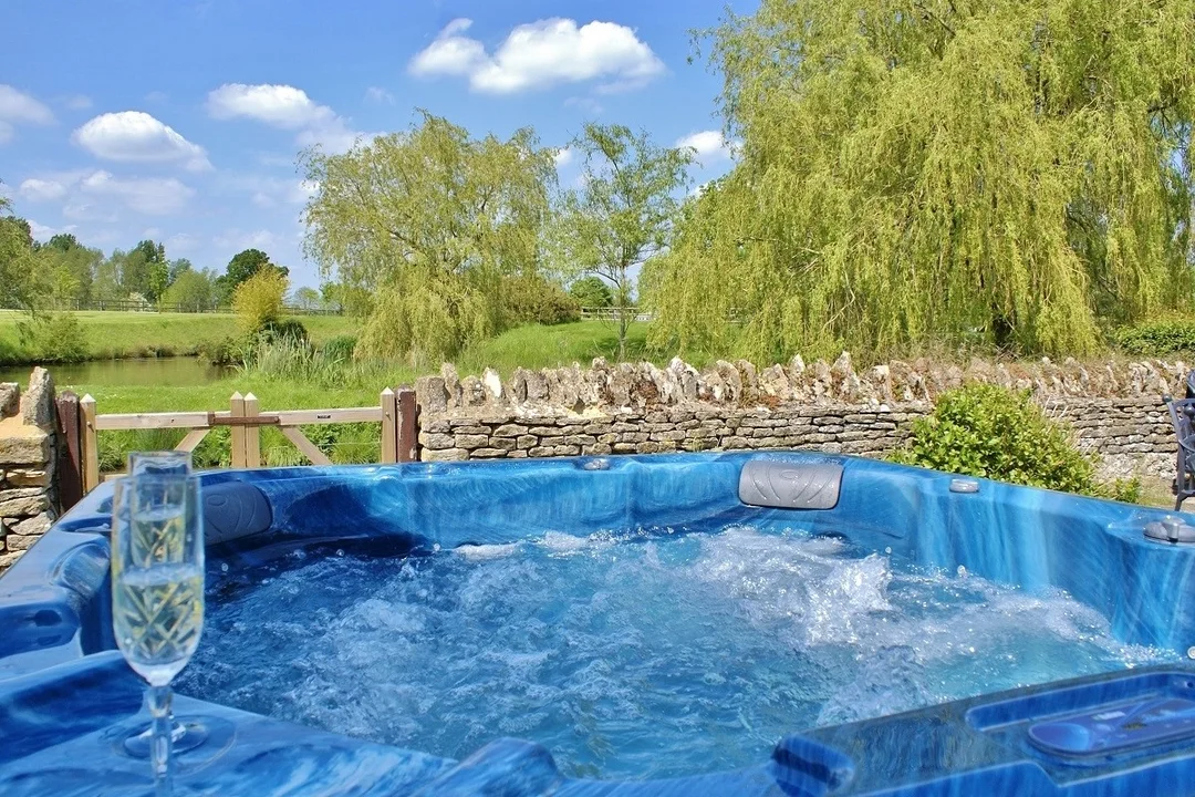 Cotswold Manor Estate hen party activity in Oxford