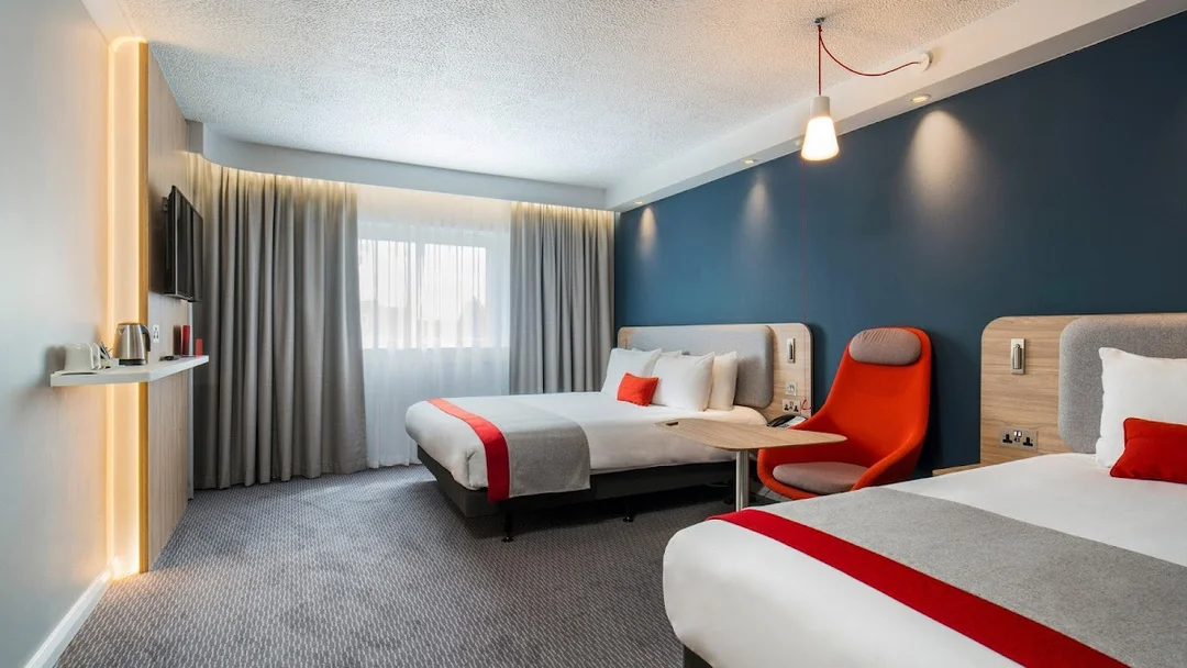 Rest up in style before a big night out in Oxford-these modern rooms are perfect for your hen party base.