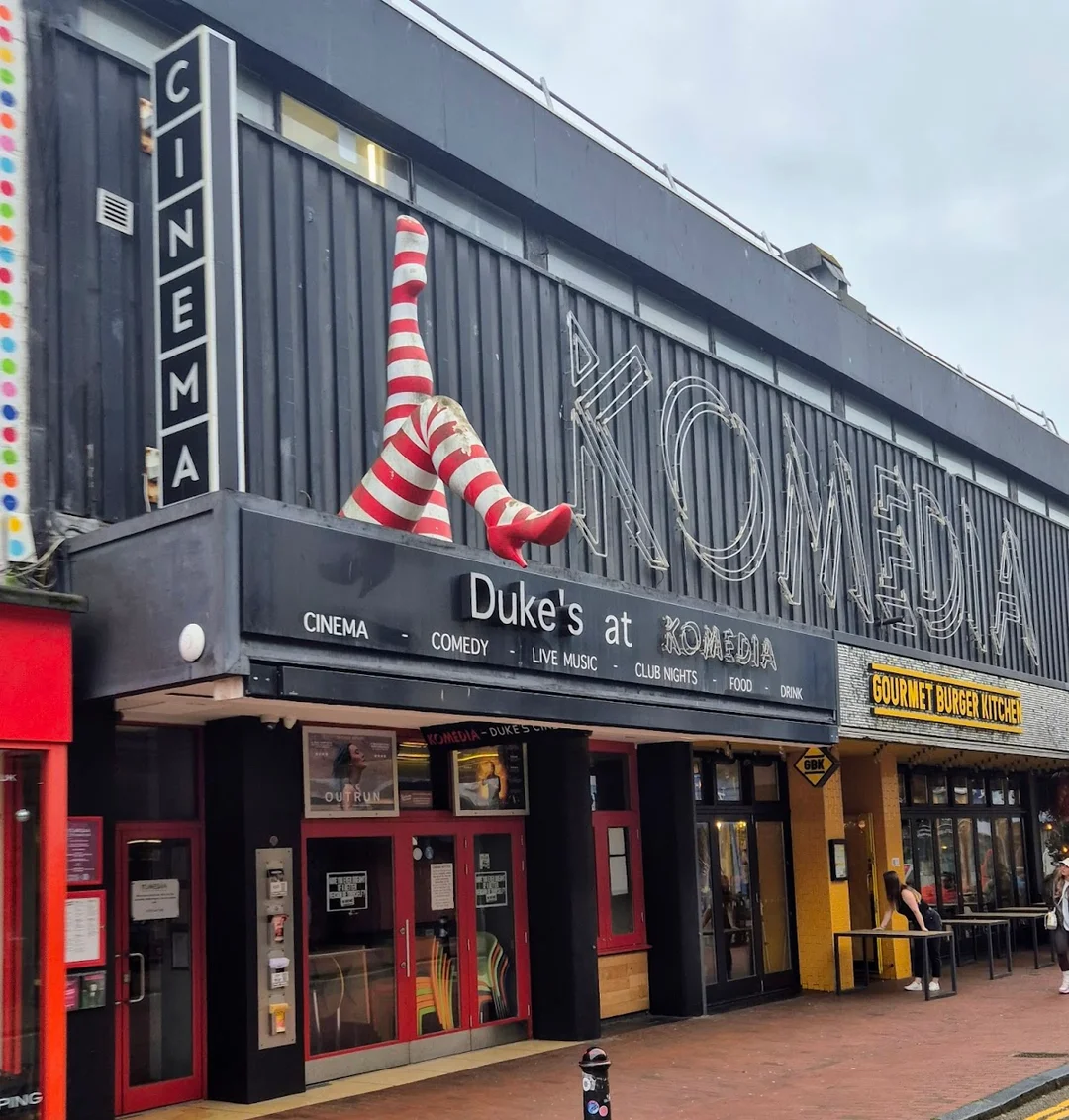 Komedia hen party activity in Brighton