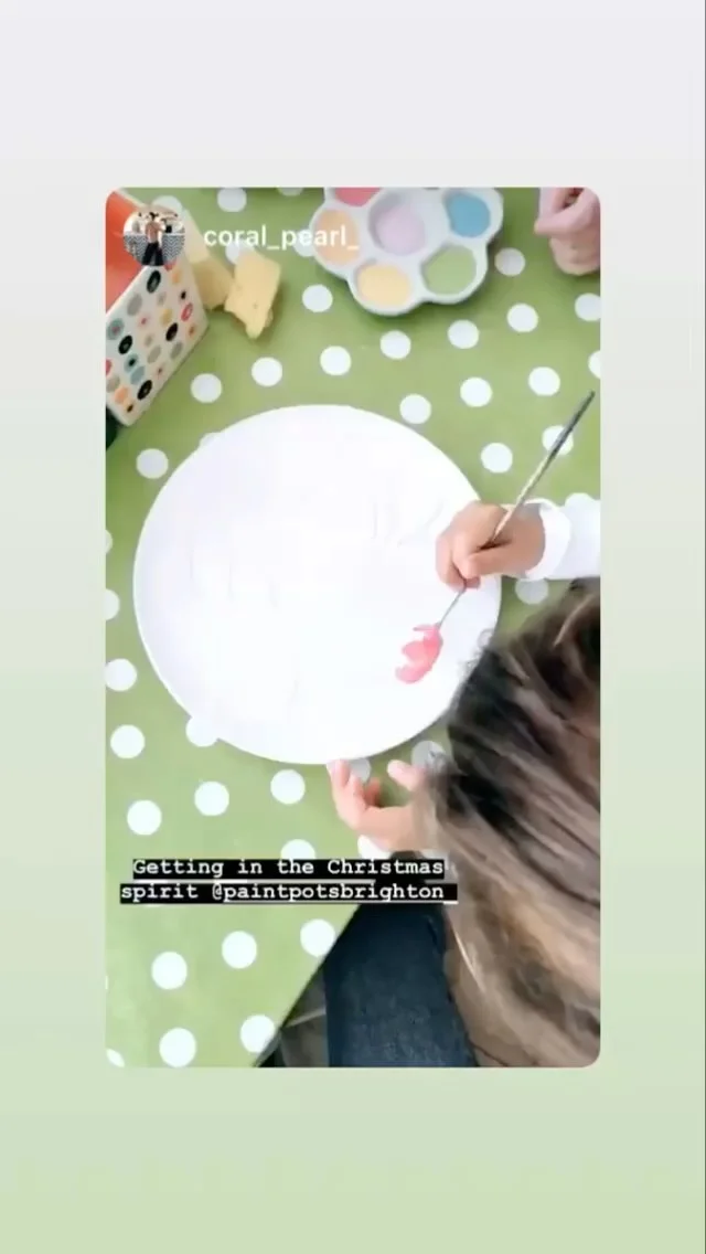 Paintpots hen party activity in Brighton