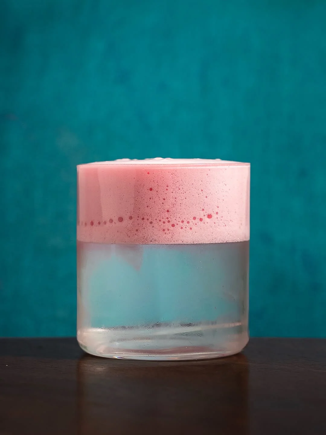 A drinks portfolio worthy of some love 🫶

Complex creations, accessible flavours and modern techniques - we’re so proud of our drinks list. ♥️

Perfect for summer days or late nights alike - bring a mate or a date 🫶♥️

Edinburgh Cocktail Bar | Cocktail Bar Edinburgh | George Street Cocktail Bar | Best Bar Edinburgh