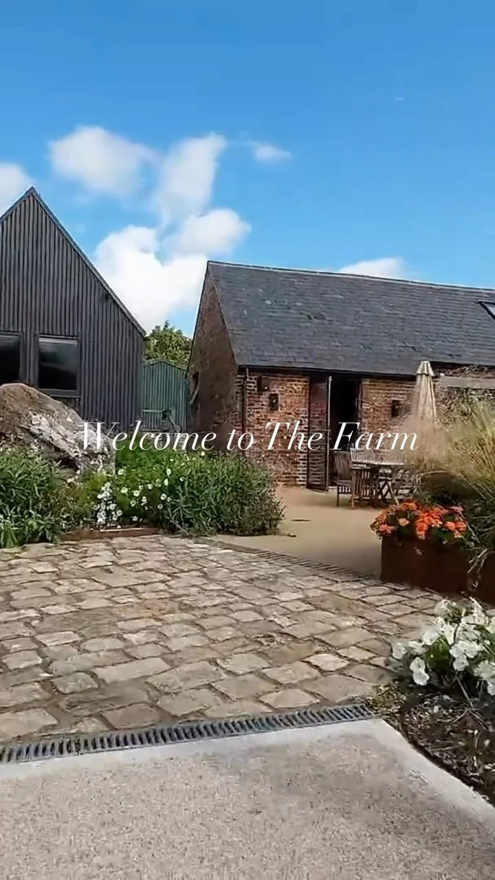 A countryside retreat in the heart of Wiltshire. 🌿
Our contemporary stables are nestled around a landscaped courtyard in beautiful Avebury. They can be booked individually or together, sleeping 2-23 people.
Whether you’re looking for a romantic winter escape or a group staycation, explore our self-catering homes and local activities on our website. We hope to see you soon!
#avebury #thefarmatavebury #wiltshire #staycationuk #ukholidays #ukstays #visitwiltshire #uktravel #familytravel #groupstays
Featuring content from @micaelasharpdesign 🤍✨