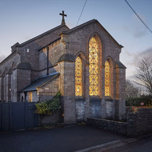 Amazing 6 BR Church with hot tub and cinema room - Beautiful holiday rental in East Horrington