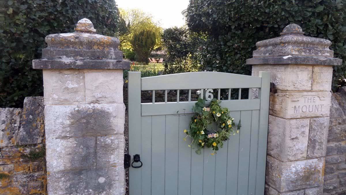 Charming seaside villa in Durlston, Swanage - Spacious interior of holiday rental in Swanage
