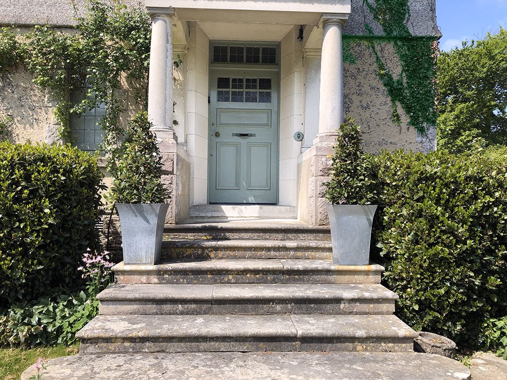 Charming seaside villa in Durlston, Swanage - Spacious interior of holiday rental in Swanage