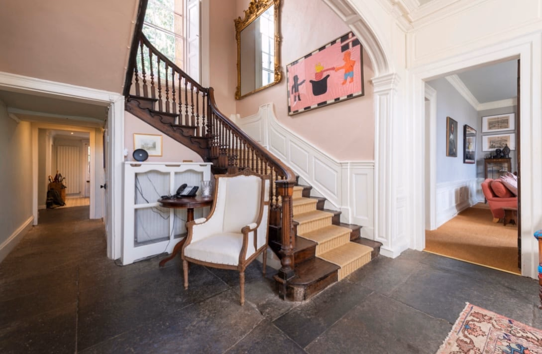 Exclusive use Georgian manor house in village - Spacious interior of holiday rental in Bowlish